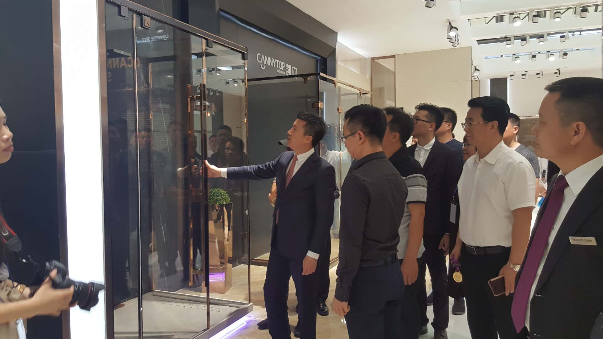 2018上海國(guó)際廚衛(wèi)展落下帷幕 凱立淋浴房凱旋而歸！
